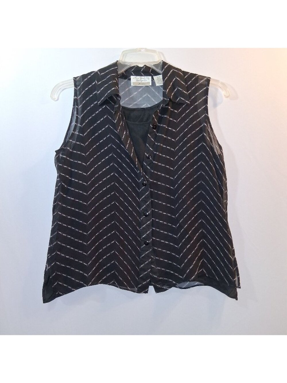 New York City Design Co Black Chevron 100% Silk Sleeveless Button-Up Blouse-PM